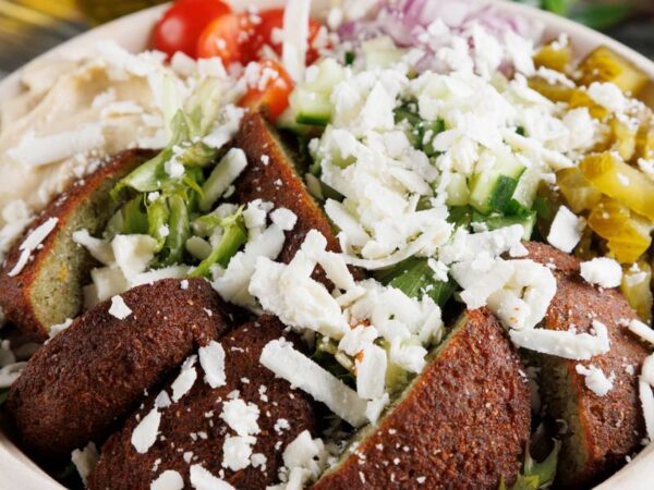 How a Nutritious Midday Lunch Boost Your Afternoon Productivity